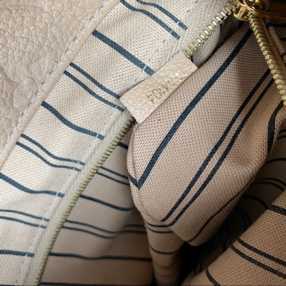 Louis Vuitton Empreinte Artsy MM - Picture 7 of 8